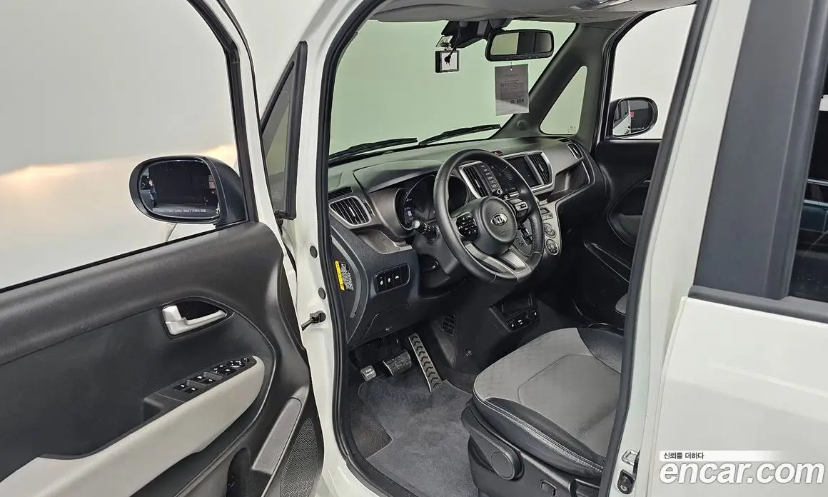Kia Ray 2021 1.0 автомат (гидро), фото 13