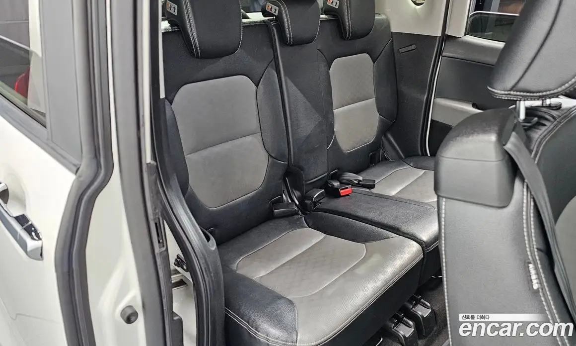 Kia Ray 2021 1.0 автомат (гидро), фото 17