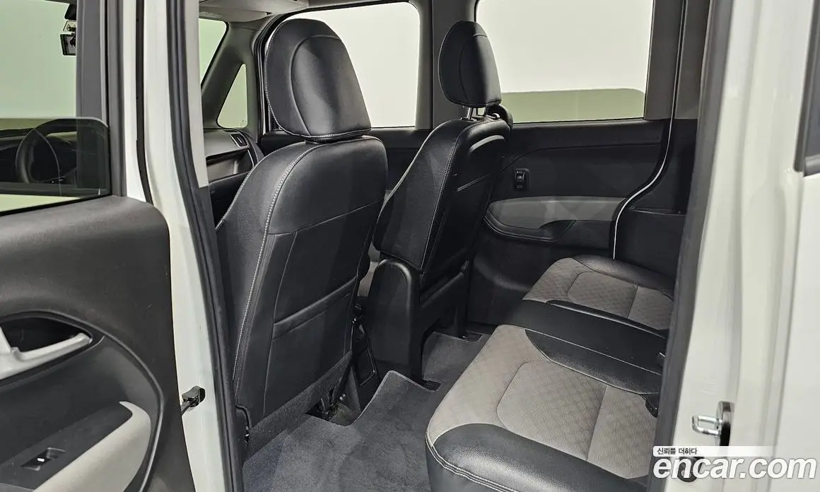 Kia Ray 2021 1.0 автомат (гидро), фото 18
