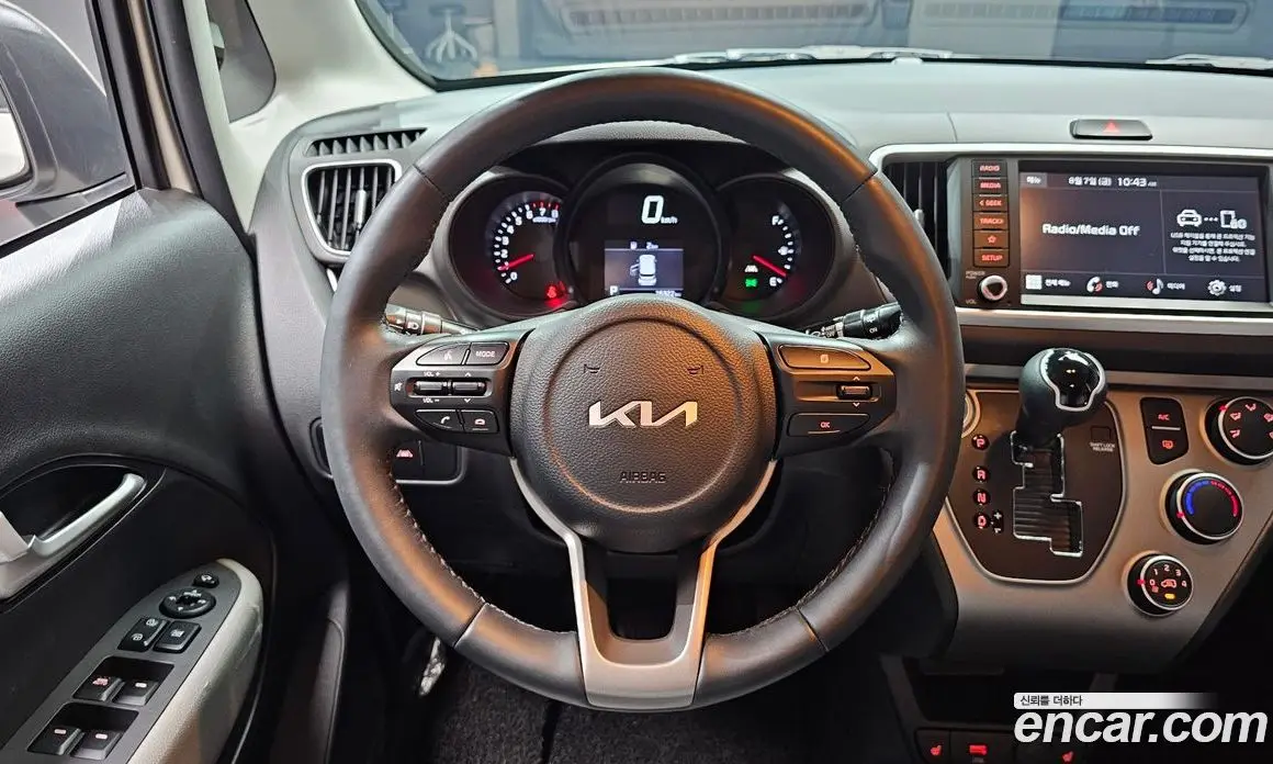 Kia Ray 2022 1.0 автомат (гидро), фото 19