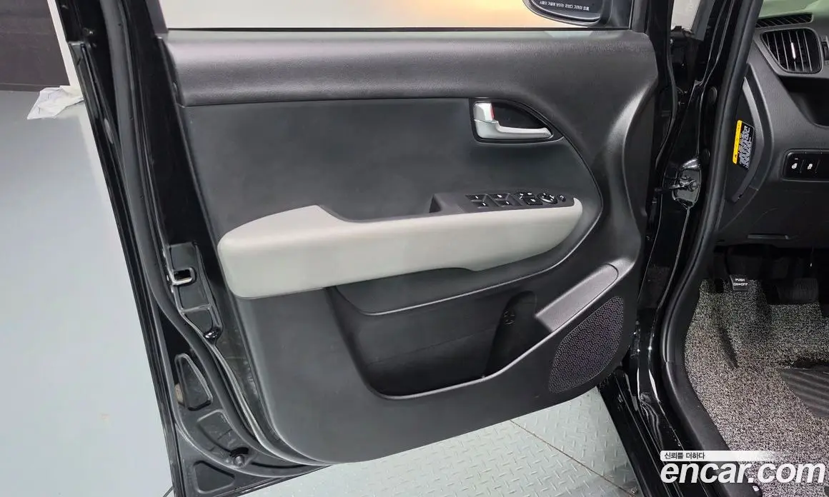 Kia Ray 2023 1.0 автомат (гидро), фото 14 Kia Ray 2023 1.0 автомат (гидро), фото 14