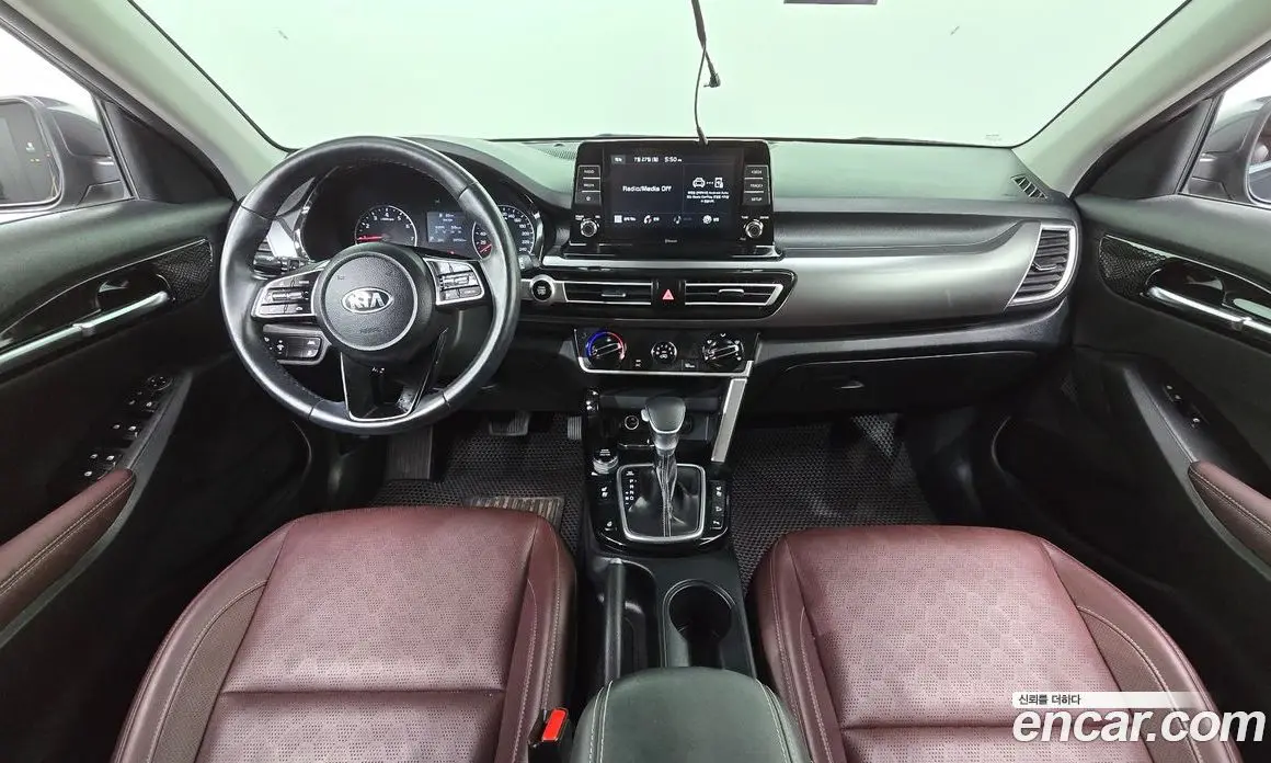 Kia Seltos 2021 1.6 автомат (гидро), фото 10