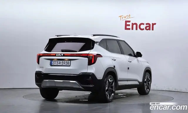 Kia Seltos 2023 2.0 автомат (гидро), миниатюра 2