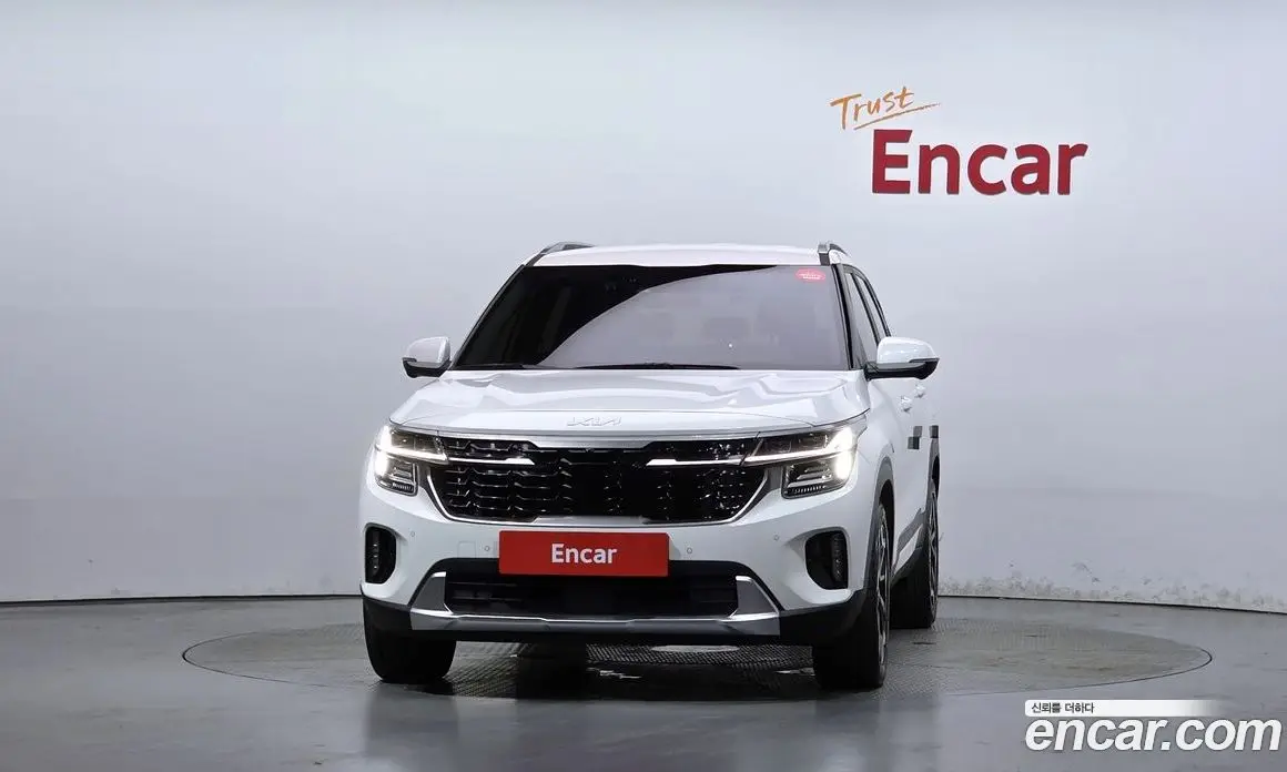 Kia Seltos 2023 2.0 автомат (гидро), фото 3