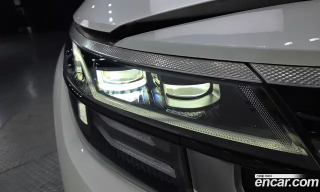 Kia Seltos 2023 2.0 автомат (гидро), миниатюра 8