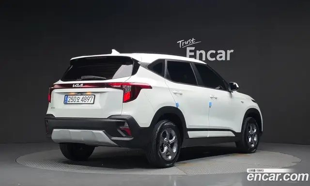 Kia Seltos 2024 2.0 автомат (гидро), миниатюра 2