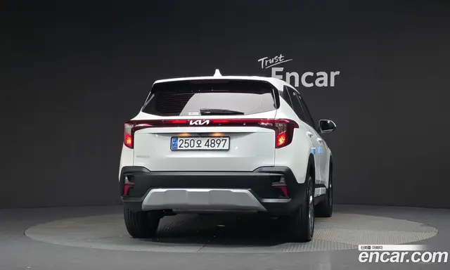 Kia Seltos 2024 2.0 автомат (гидро), миниатюра 4