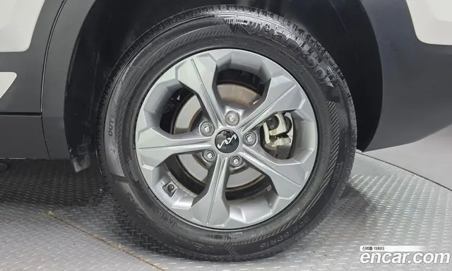 Kia Seltos 2024 2.0 автомат (гидро), миниатюра 7