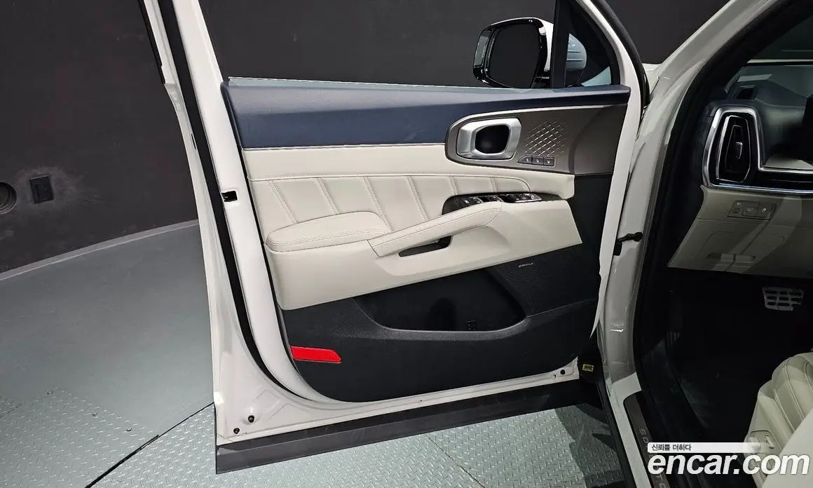 Kia Sorento 2025 1.6 автомат (гидро), фото 13 Kia Sorento 2025 1.6 автомат (гидро), фото 13