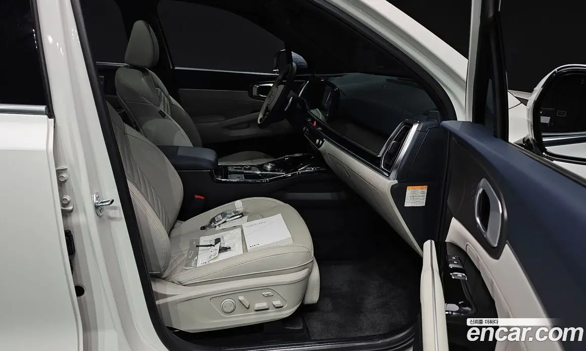 Kia Sorento 2025 1.6 автомат (гидро), фото 15 Kia Sorento 2025 1.6 автомат (гидро), фото 15