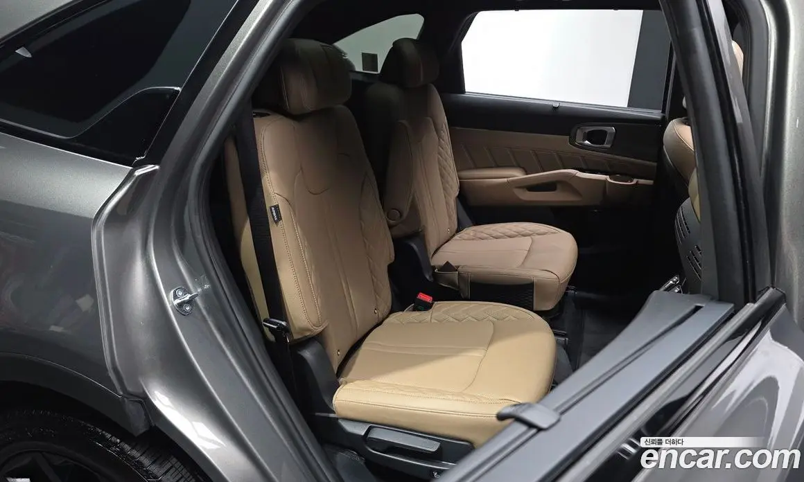 Kia Sorento 2025 2.5 автомат (гидро), фото 18 Kia Sorento 2025 2.5 автомат (гидро), фото 18