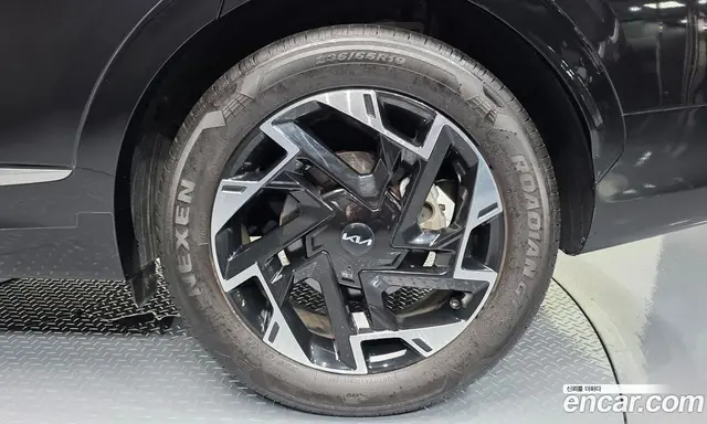 Kia Sportage 2021 1.6 автомат (гидро), миниатюра 6
