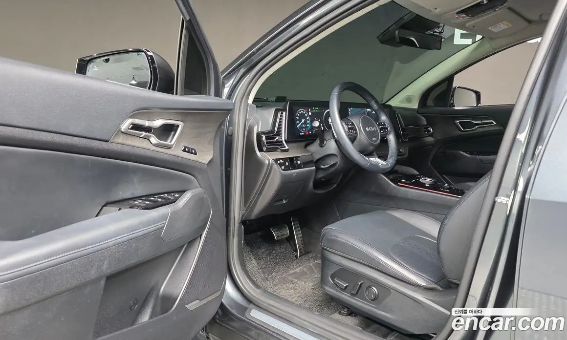 Kia Sportage 2024 2.0 автомат (гидро), фото 16 Kia Sportage 2024 2.0 автомат (гидро), фото 16