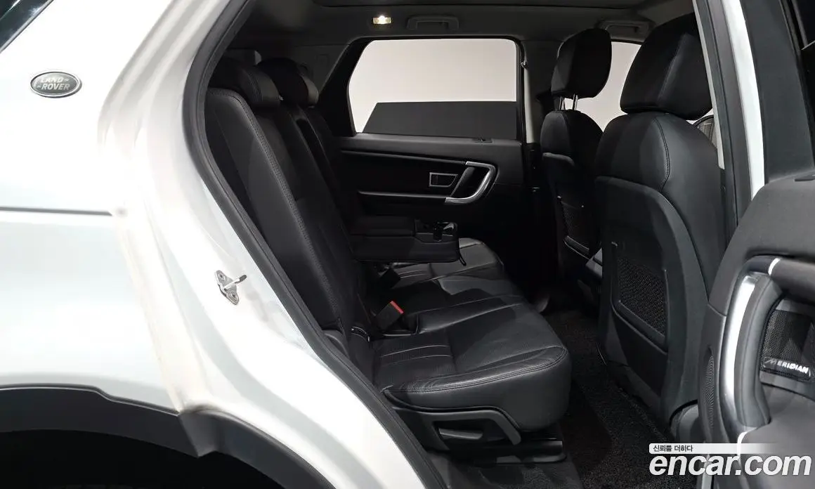 Land Rover Discovery Sport 2017 2.0 автомат (гидро), фото 17 Land Rover Discovery Sport 2017 2.0 автомат (гидро), фото 17