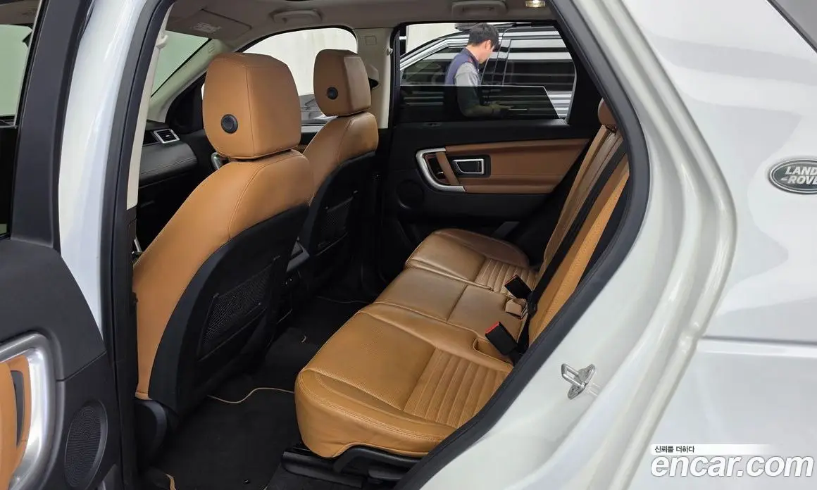 Land Rover Discovery Sport 2017 2.0 автомат (гидро), фото 16 Land Rover Discovery Sport 2017 2.0 автомат (гидро), фото 16