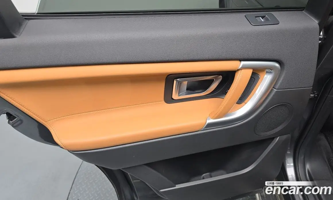 Land Rover Discovery Sport 2018 2.0 автомат (гидро), фото 14 Land Rover Discovery Sport 2018 2.0 автомат (гидро), фото 14