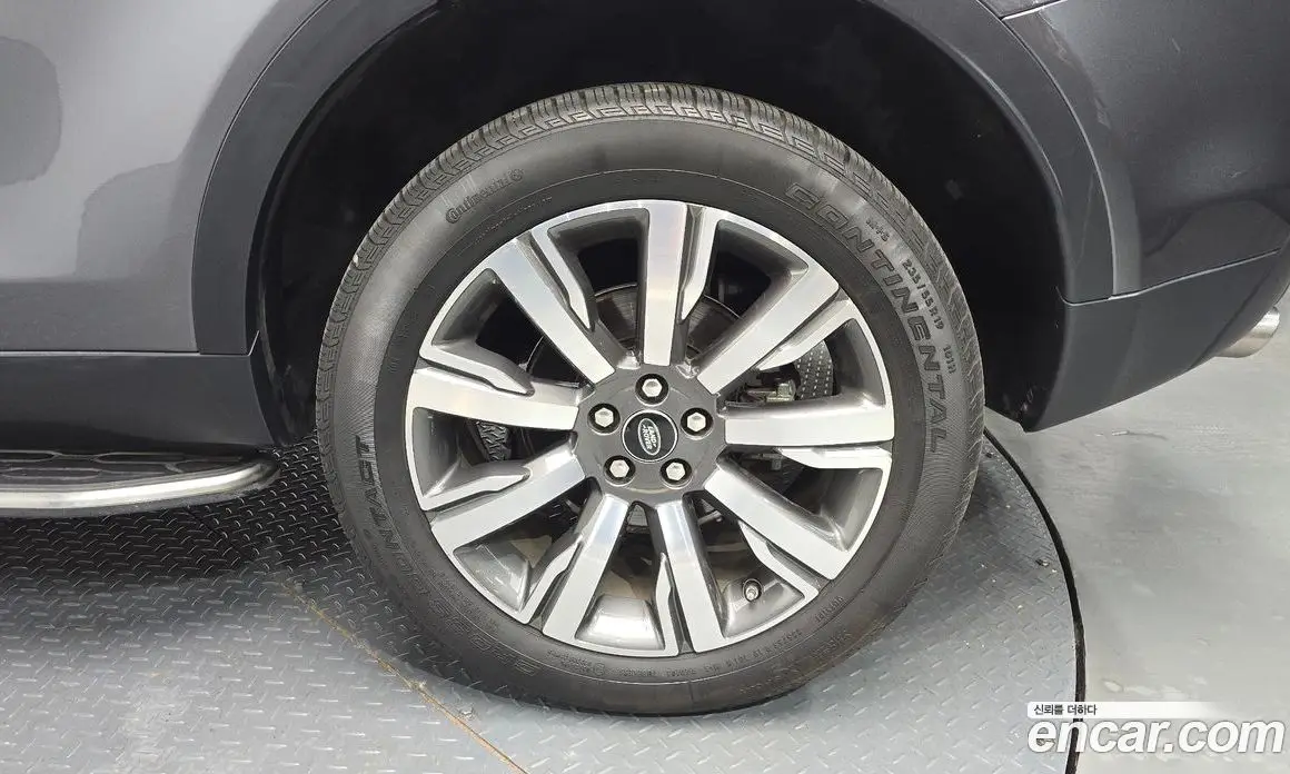 Land Rover Discovery Sport 2018 2.0 автомат (гидро), фото 6 Land Rover Discovery Sport 2018 2.0 автомат (гидро), фото 6