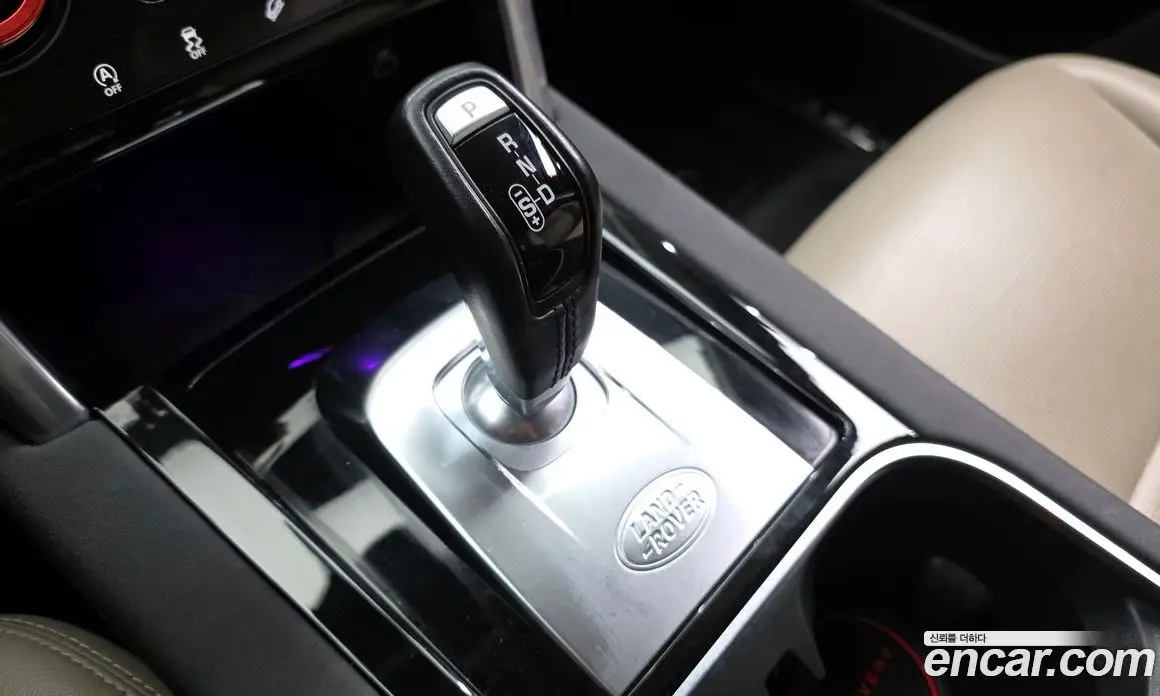 Land Rover Discovery Sport 2022 2.0 автомат (гидро), фото 12