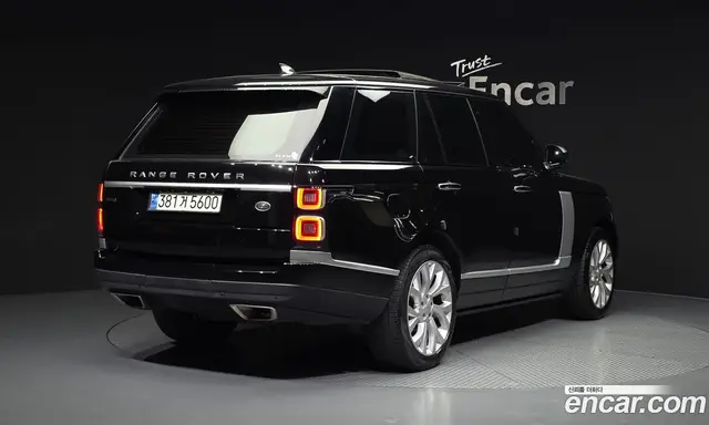 Land Rover Range Rover 2018 4.4 автомат (гидро), миниатюра 2 Land Rover Range Rover 2018 4.4 автомат (гидро), миниатюра 2
