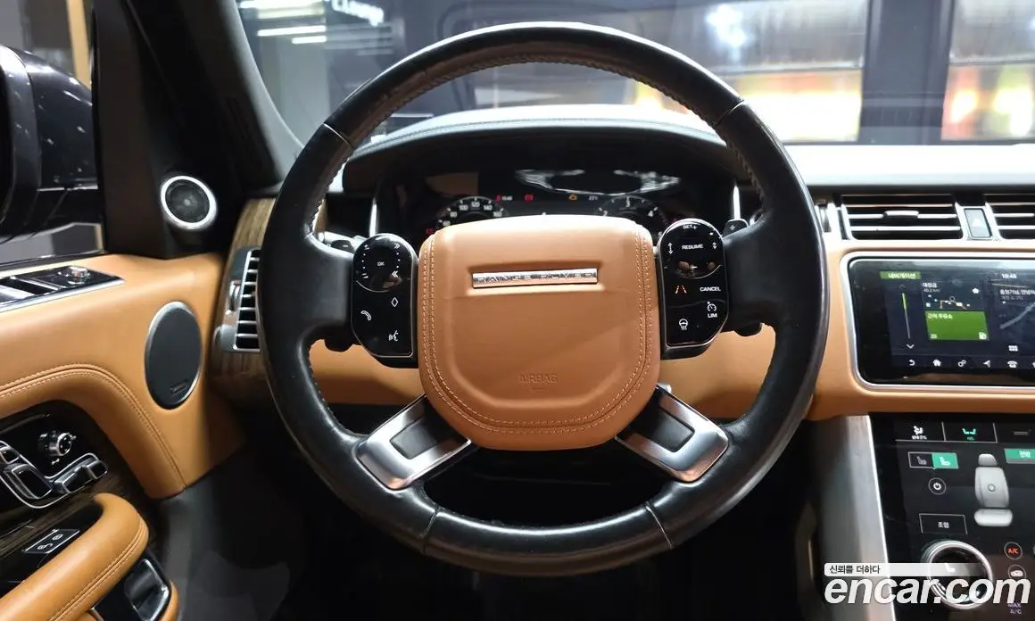 Land Rover Range Rover 2018 4.4 автомат (гидро), фото 19 Land Rover Range Rover 2018 4.4 автомат (гидро), фото 19