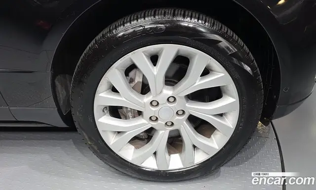Land Rover Range Rover 2018 4.4 автомат (гидро), миниатюра 7 Land Rover Range Rover 2018 4.4 автомат (гидро), миниатюра 7