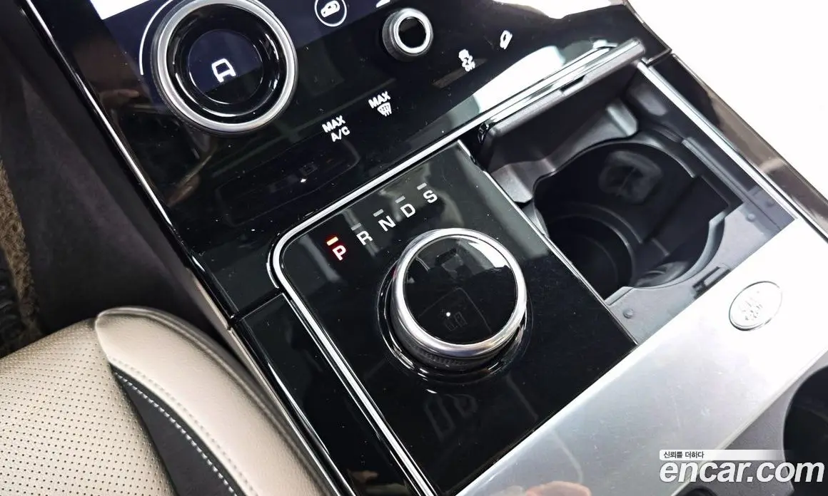 Land Rover Range Rover Velar 2018 3.0 автомат (гидро), фото 12