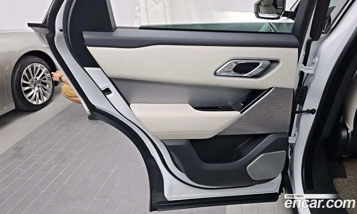 Land Rover Range Rover Velar 2018 3.0 автомат (гидро), фото 15