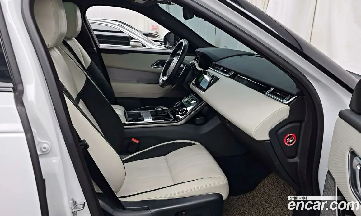 Land Rover Range Rover Velar 2018 3.0 автомат (гидро), фото 16