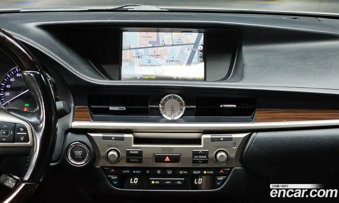 Lexus ES 2016 3.5 автомат (гидро), фото 14