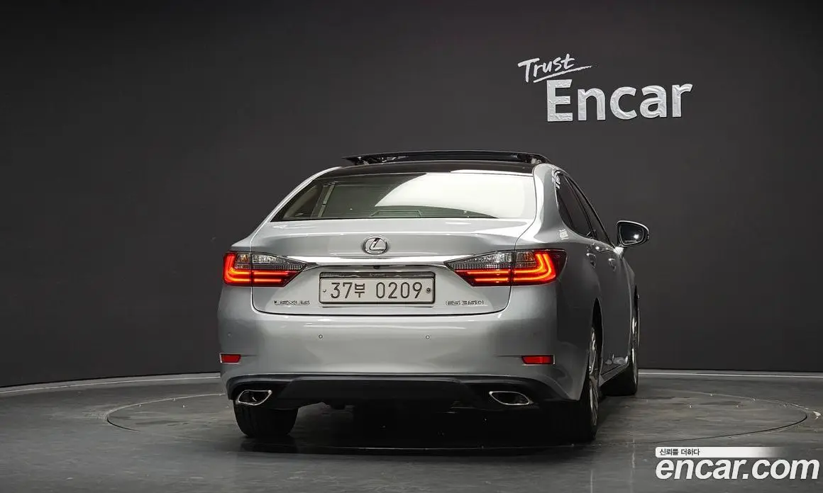 Lexus ES 2016 3.5 автомат (гидро), фото 4