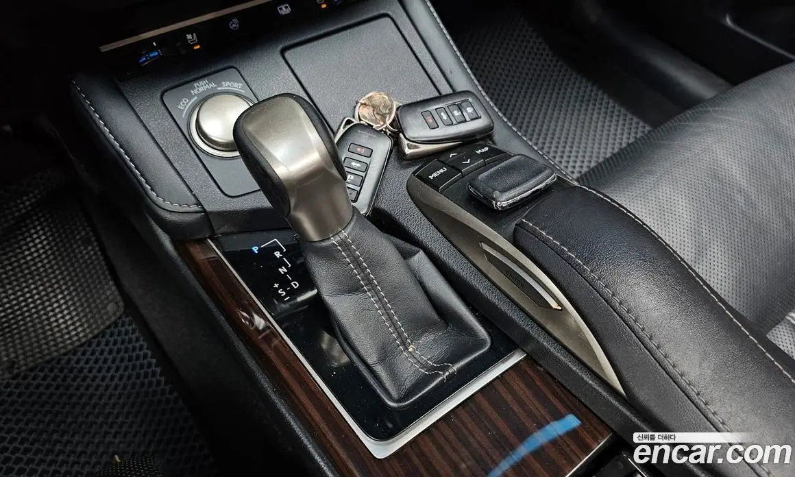 Lexus ES 2016 3.5 автомат (гидро), фото 9