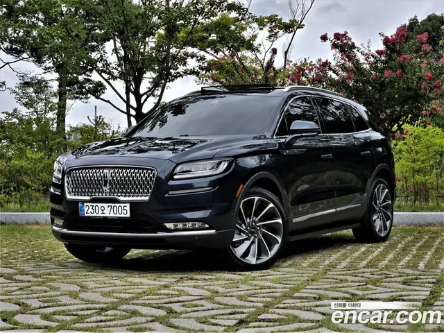 Lincoln Nautilus, 2023, 25 200 км