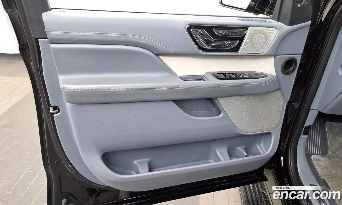 Lincoln Navigator 2020 3.5 автомат (гидро), фото 14 Lincoln Navigator 2020 3.5 автомат (гидро), фото 14