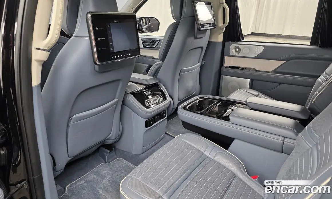 Lincoln Navigator 2020 3.5 автомат (гидро), фото 17 Lincoln Navigator 2020 3.5 автомат (гидро), фото 17
