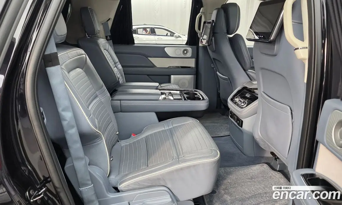 Lincoln Navigator 2020 3.5 автомат (гидро), фото 18 Lincoln Navigator 2020 3.5 автомат (гидро), фото 18