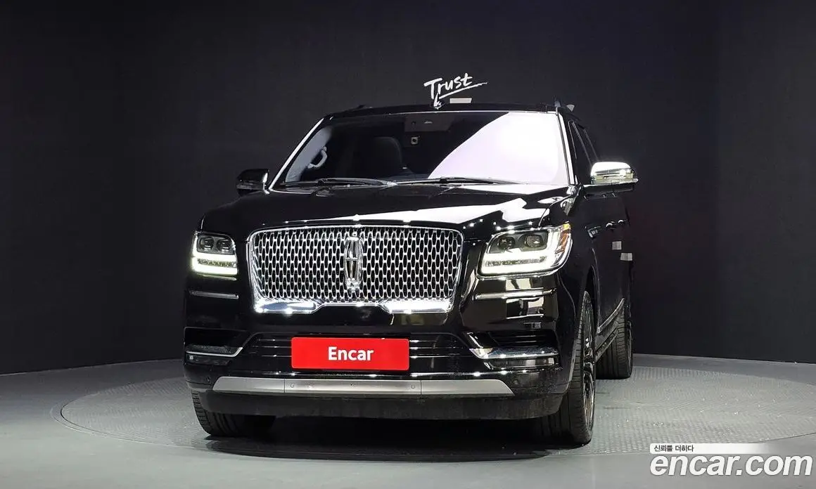 Lincoln Navigator 2020 3.5 автомат (гидро), фото 3 Lincoln Navigator 2020 3.5 автомат (гидро), фото 3