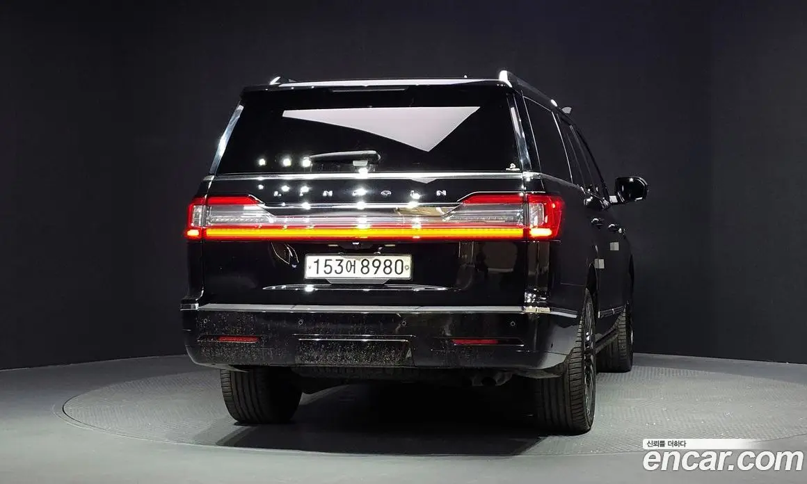 Lincoln Navigator 2020 3.5 автомат (гидро), фото 4 Lincoln Navigator 2020 3.5 автомат (гидро), фото 4