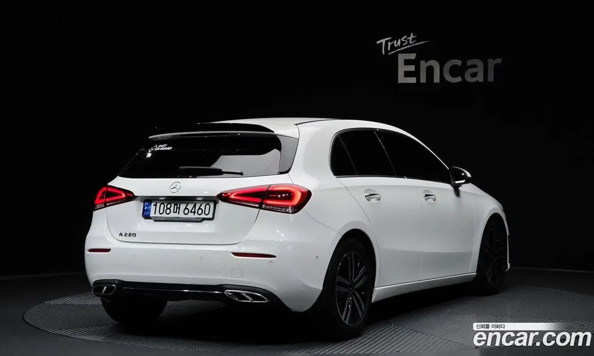 Mercedes-Benz A-Class 2021 2.0 автомат (гидро), фото 2 Mercedes-Benz A-Class 2021 2.0 автомат (гидро), фото 2