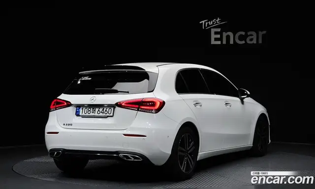Mercedes-Benz A-Class 2021 2.0 автомат (гидро), миниатюра 2 Mercedes-Benz A-Class 2021 2.0 автомат (гидро), миниатюра 2
