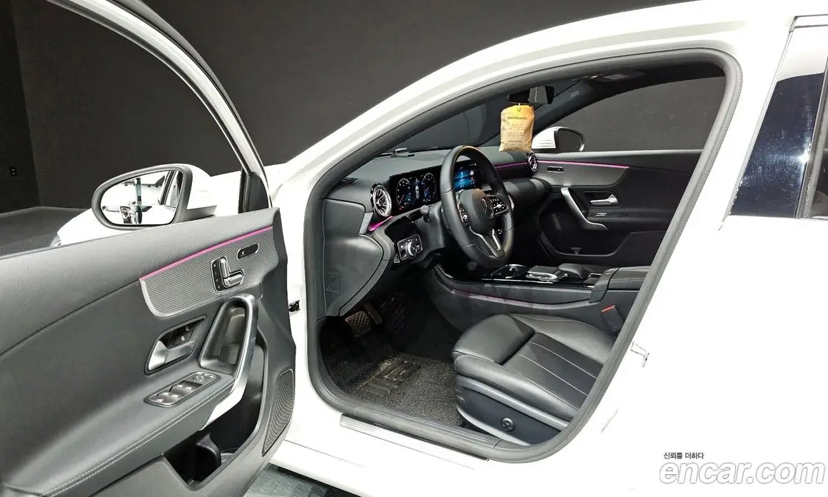 Mercedes-Benz A-Class 2021 2.0 автомат (гидро), фото 13 Mercedes-Benz A-Class 2021 2.0 автомат (гидро), фото 13