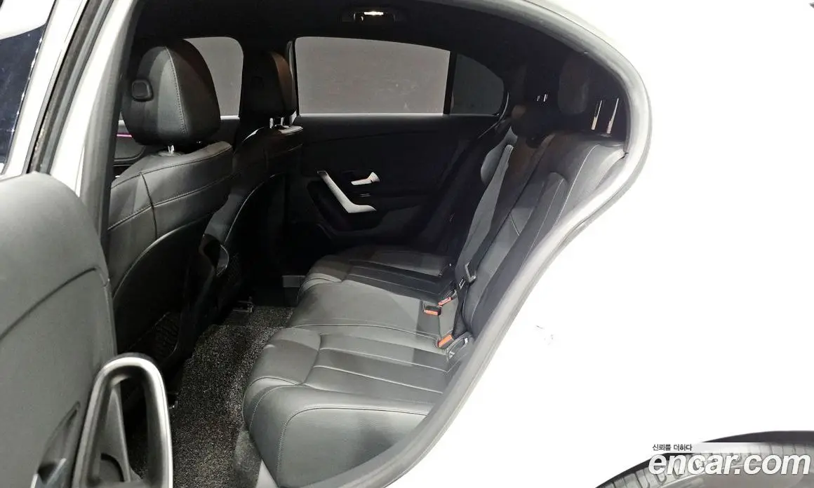 Mercedes-Benz A-Class 2021 2.0 автомат (гидро), фото 16 Mercedes-Benz A-Class 2021 2.0 автомат (гидро), фото 16