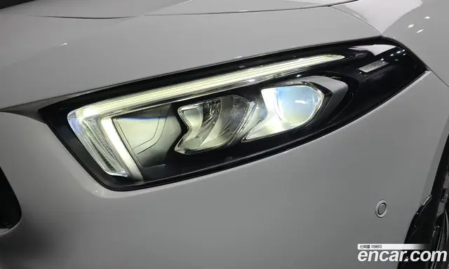 Mercedes-Benz A-Class 2021 2.0 автомат (гидро), миниатюра 8 Mercedes-Benz A-Class 2021 2.0 автомат (гидро), миниатюра 8