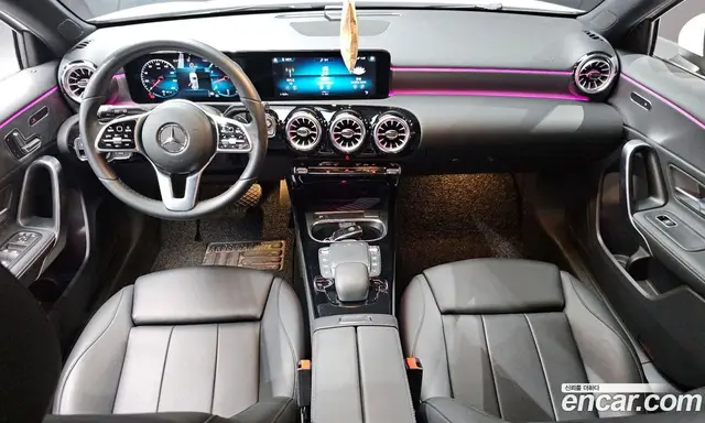 Mercedes-Benz A-Class 2021 2.0 автомат (гидро), миниатюра 10 Mercedes-Benz A-Class 2021 2.0 автомат (гидро), миниатюра 10