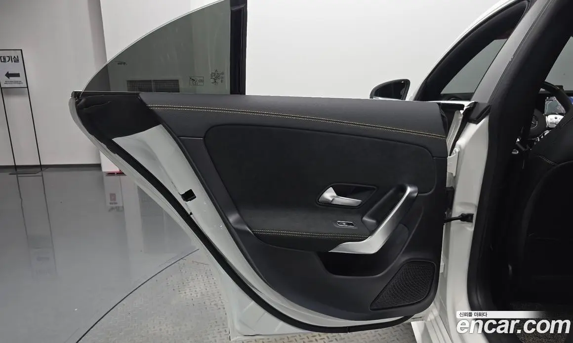 Mercedes-Benz CLA-Class 2021 2.0 автомат (гидро), фото 14