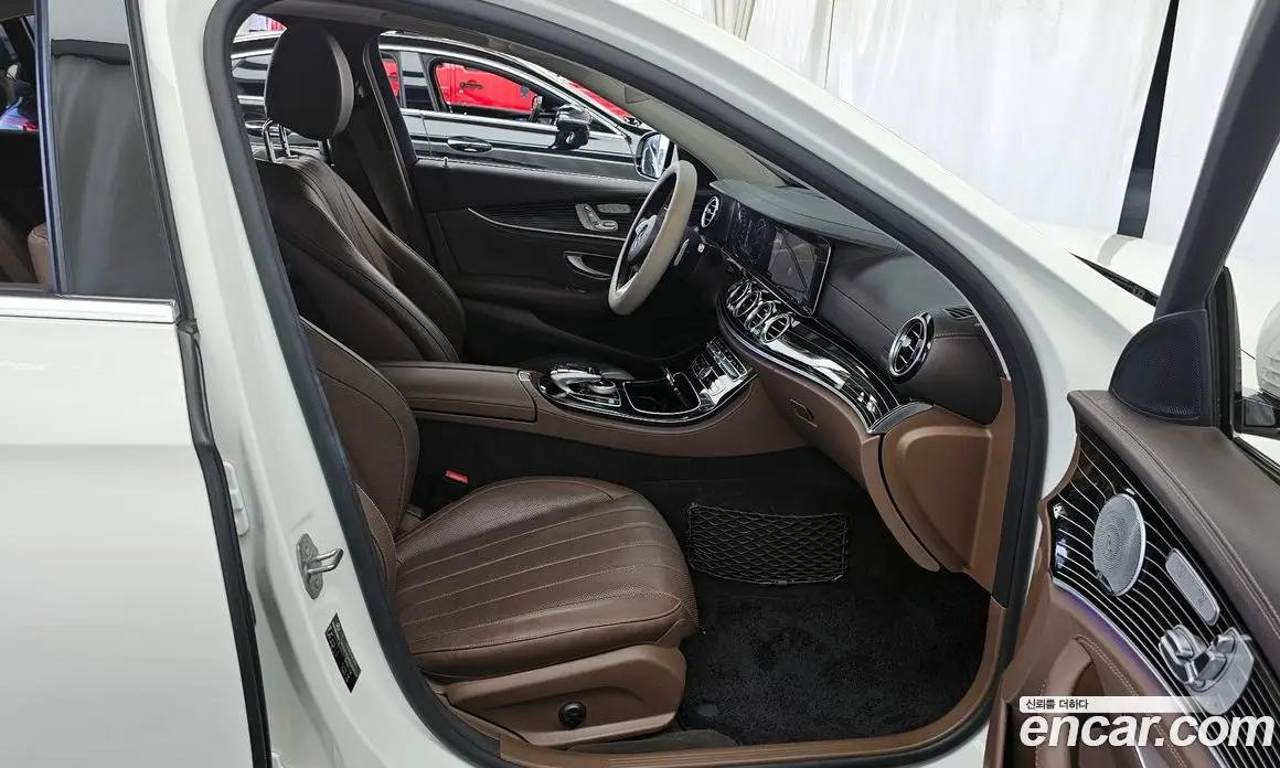 Mercedes-Benz E-Class 2018 3.0 автомат (гидро), фото 17 Mercedes-Benz E-Class 2018 3.0 автомат (гидро), фото 17