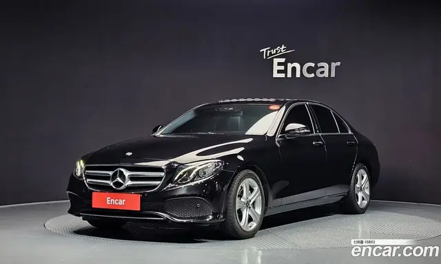 Mercedes-Benz E-Class, 2018, 69 375 км
