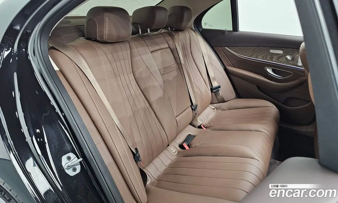 Mercedes-Benz E-Class 2019 2.0 автомат (гидро), фото 18