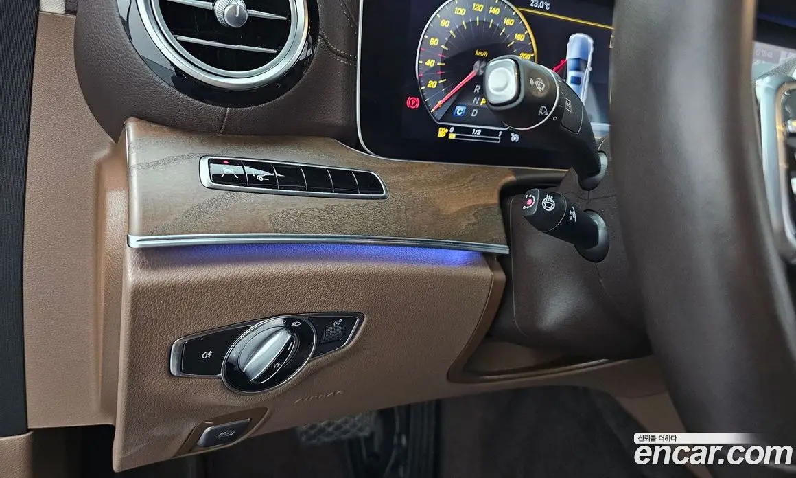 Mercedes-Benz E-Class 2019 2.0 автомат (гидро), фото 20