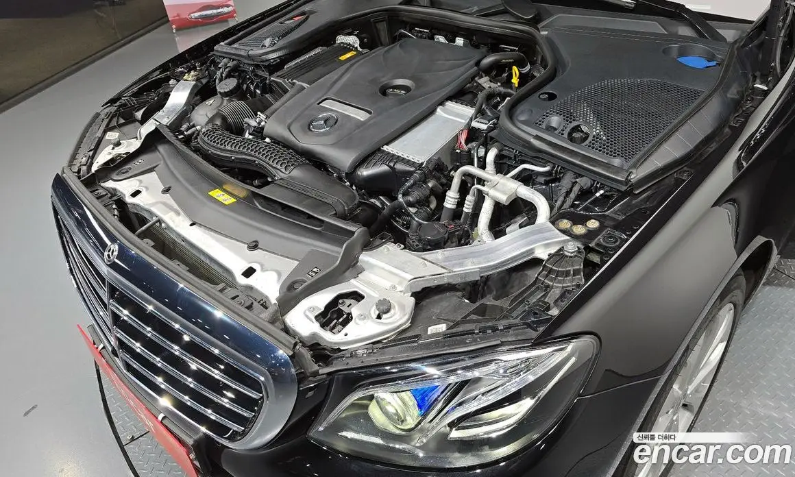 Mercedes-Benz E-Class 2019 2.0 автомат (гидро), фото 6