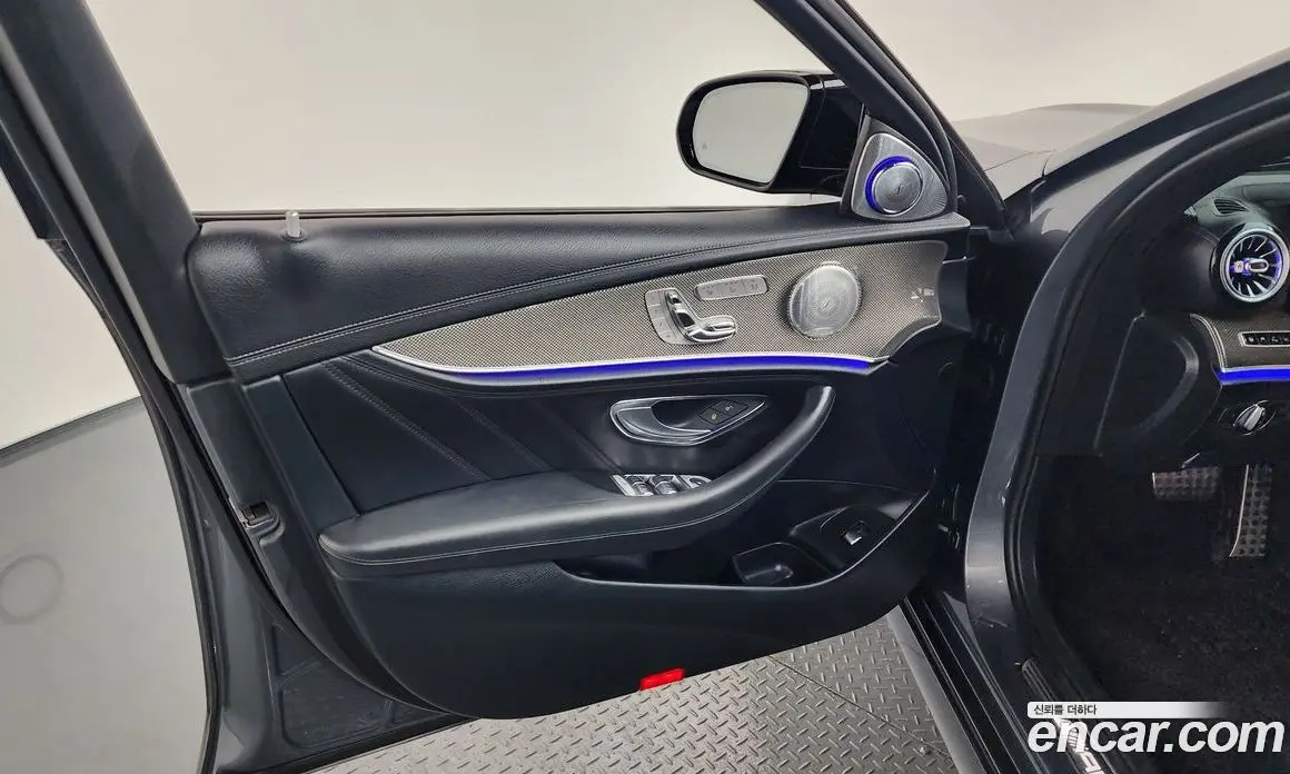 Mercedes-Benz E-Class 2019 3.0 автомат (гидро), фото 14 Mercedes-Benz E-Class 2019 3.0 автомат (гидро), фото 14